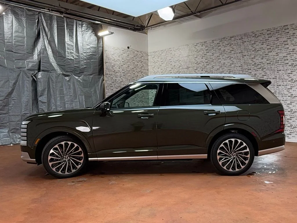 New 2026 Titan Charcoal Pearl Hyundai Calligraphy image 6