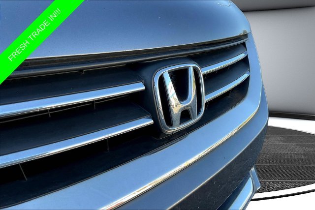 Used 2013  Honda EX-L image 35