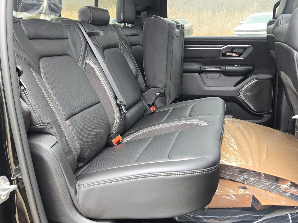 New 2026 Diamond Black Crystal Pearl-Coat Exterior Paint RAM RHO image 12