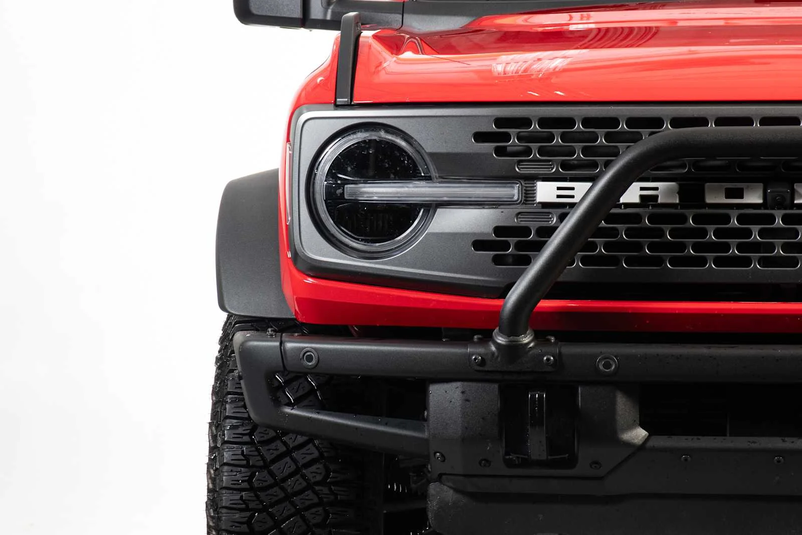 Used 2023 Race Red Ford Badlands image 10