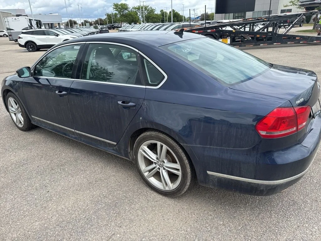 Used 2013 Blue Volkswagen TDI SEL Premium image 5