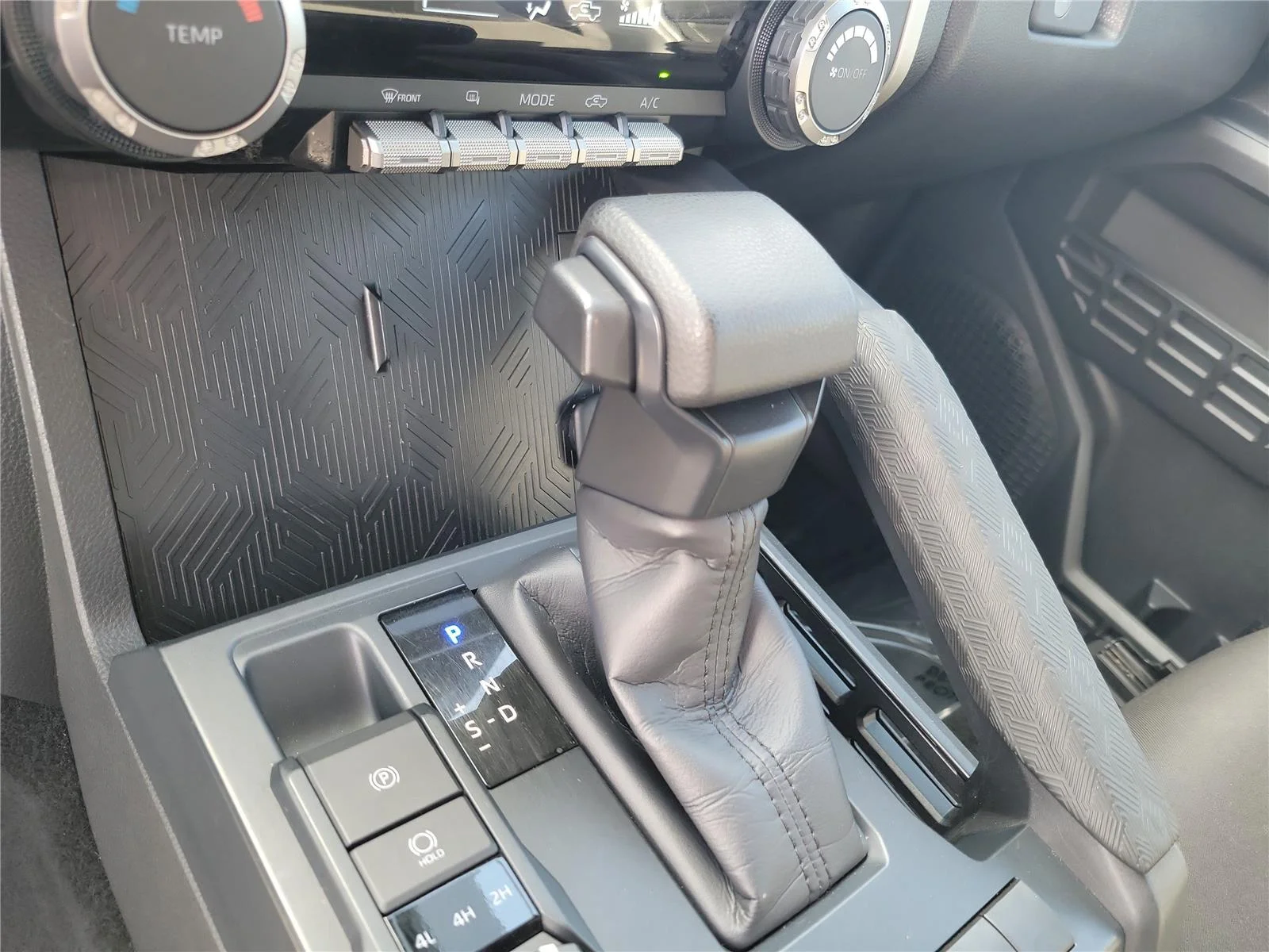 Used 2025 Ice Cap Toyota SR5 image 22