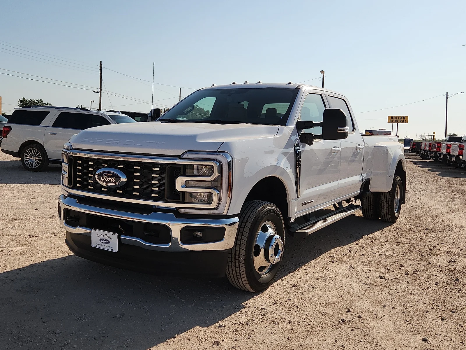 New 2026 Oxford White Ford Lariat image 3