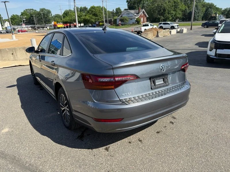 Used 2019  Volkswagen 1.4T SE image 5