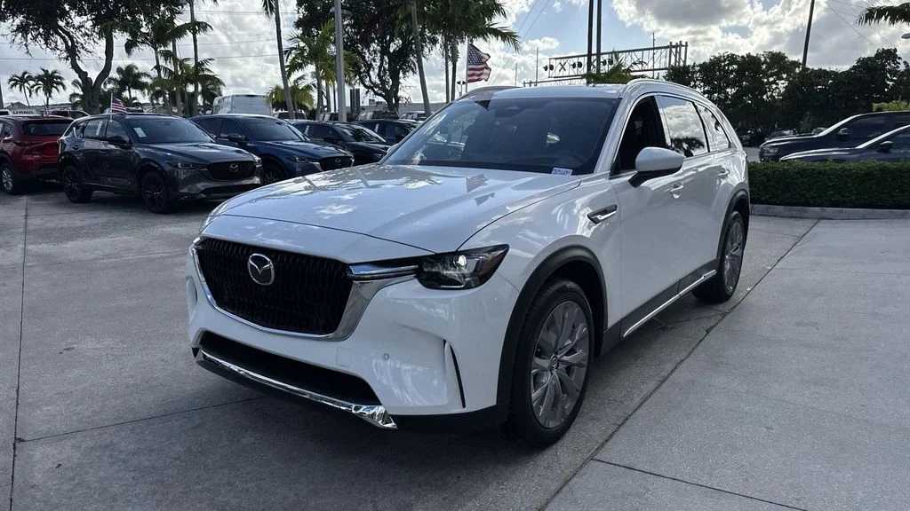 2025 Mazda CX-90 Premium Plus Package - Photo 9