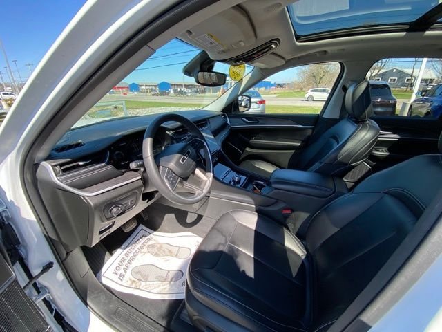 Used 2024 White Jeep Limited image 14