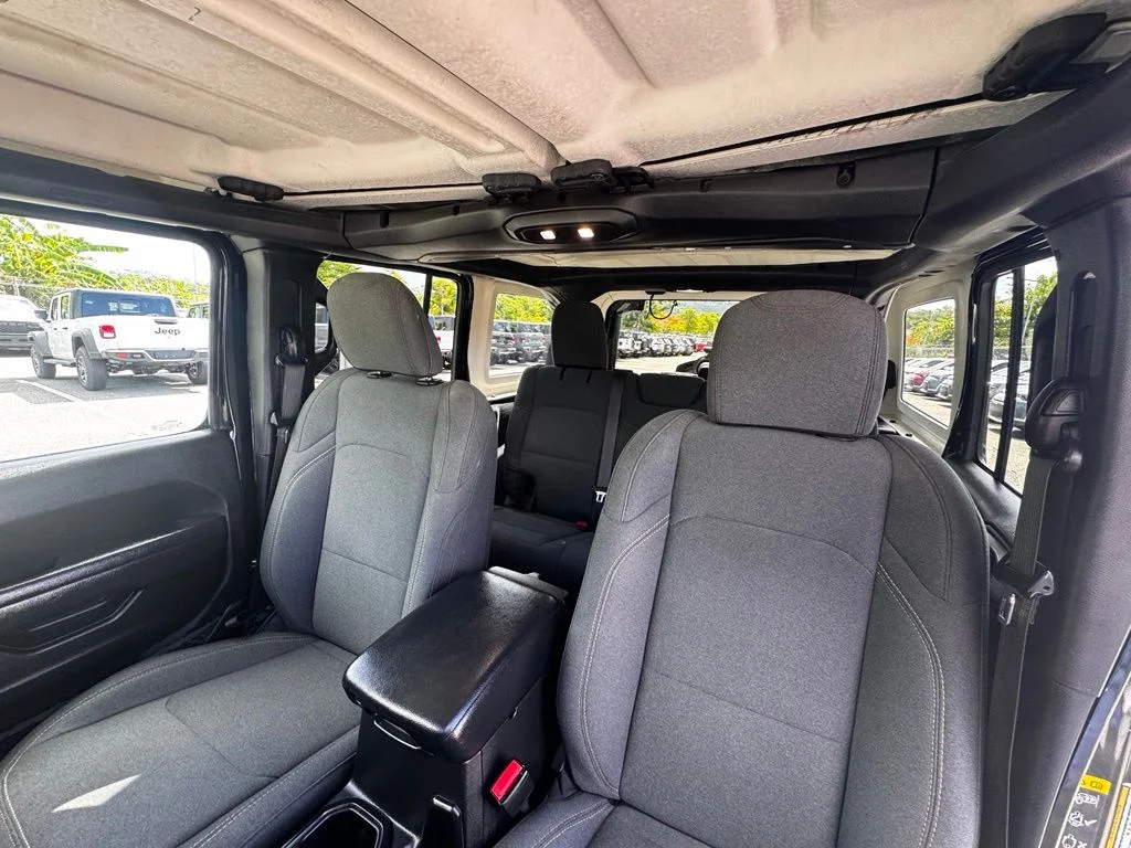 Used 2024 Black Jeep Sport S image 16
