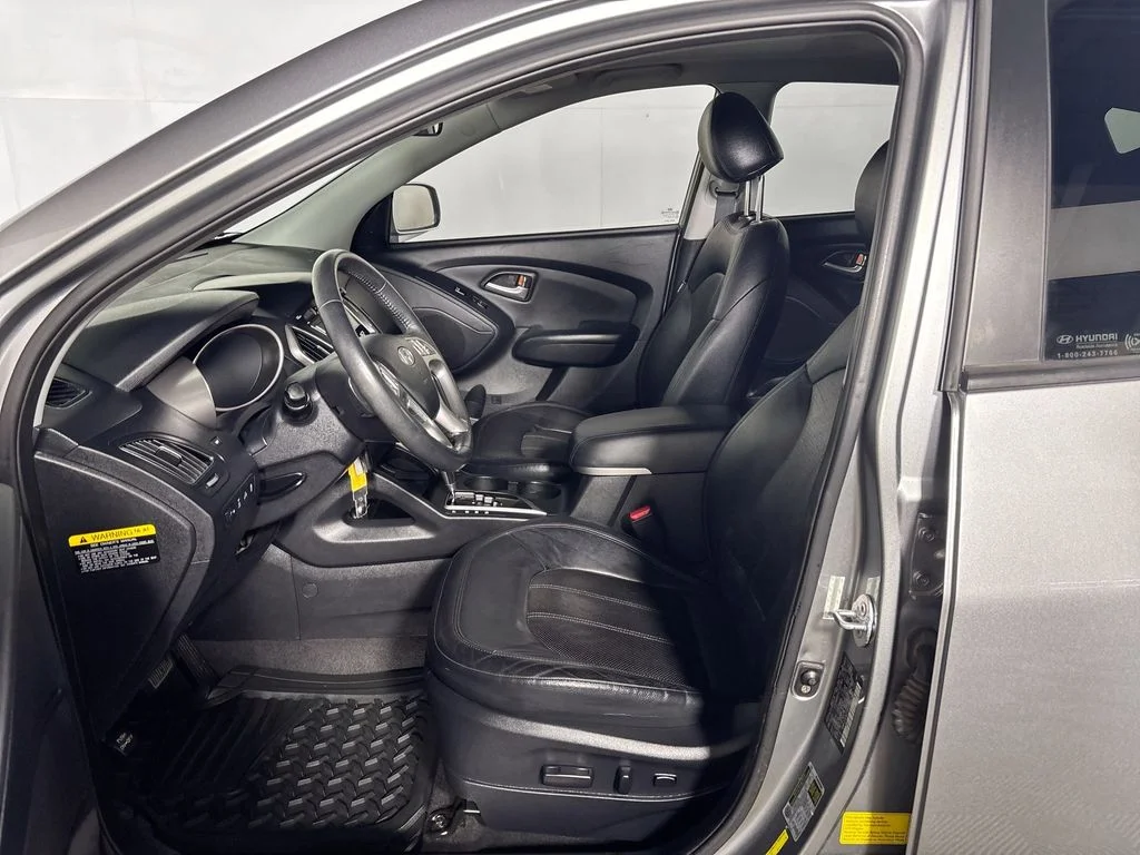 Used 2010 Gray Hyundai Limited image 11