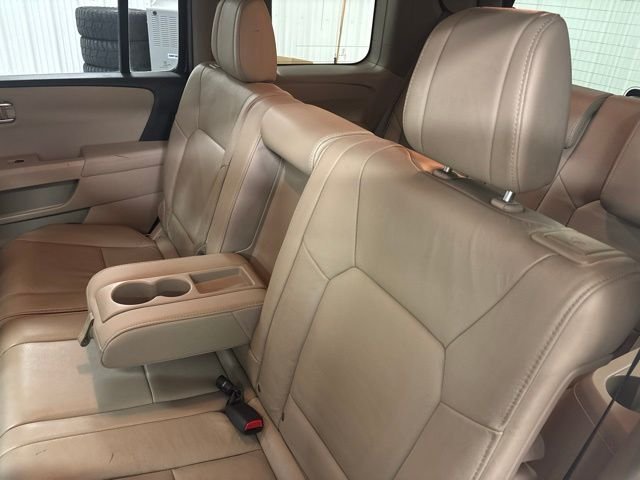 Used 2015 Red Honda EX-L image 26