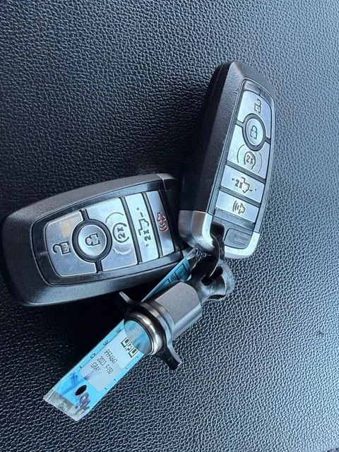 Used 2023 Iconic Silver Metallic Ford XLT image 20