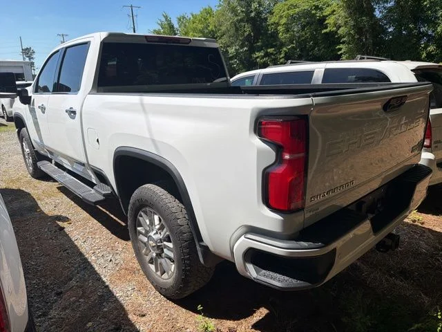 Used 2024 White Chevrolet High Country image 12