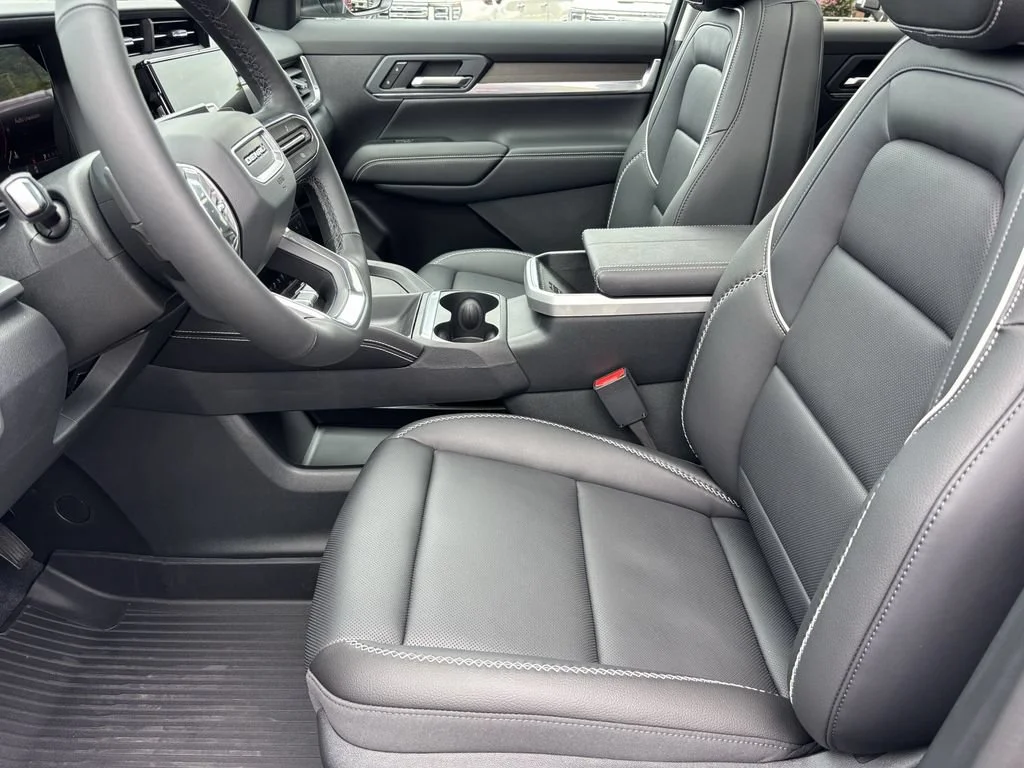 New 2027 Sterling Metallic GMC Denali image 12