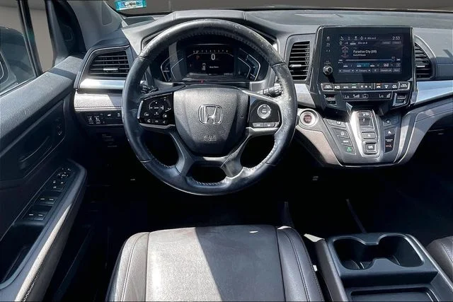 Used 2020 Black Honda EX-L image 5