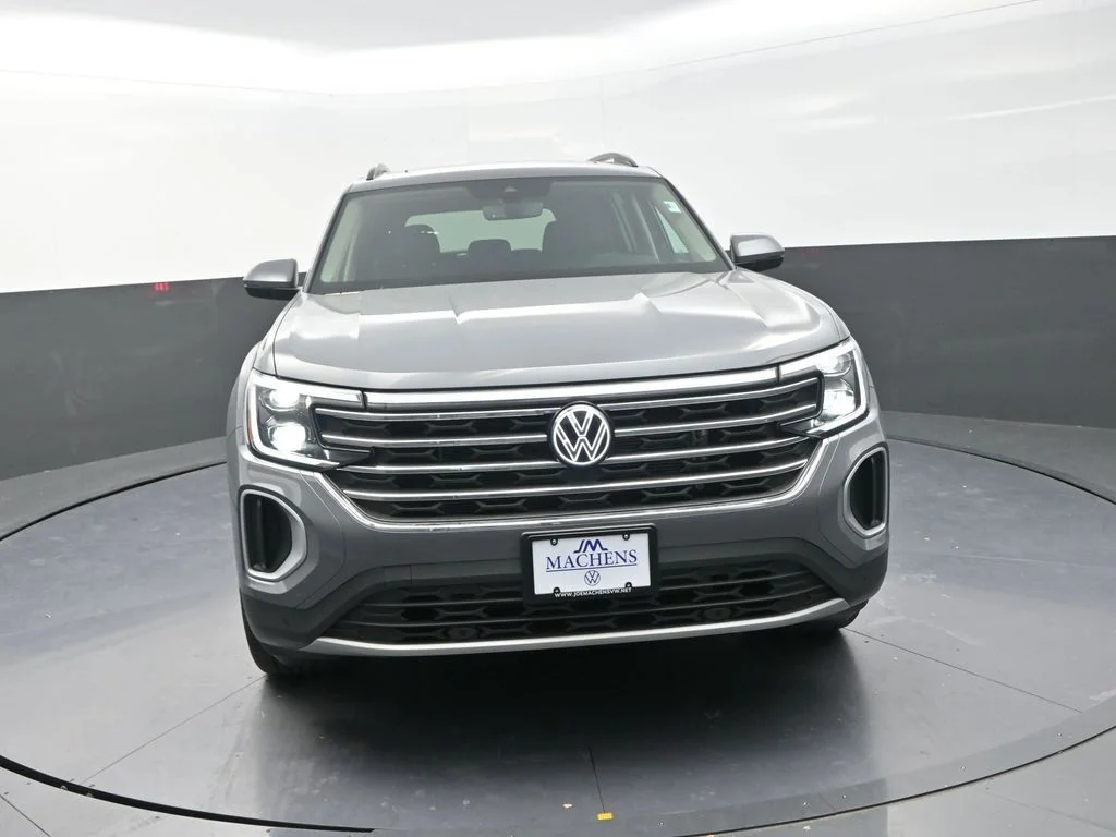 New 2026  Volkswagen 2.0T SE w/Technology image 2