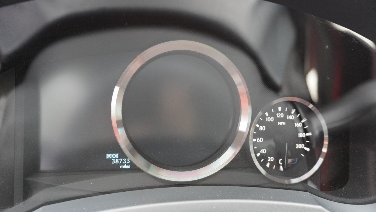 Used 2015 Black Lexus  image 12