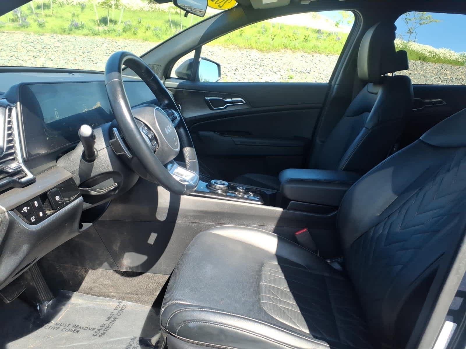 Used 2023 Vesta Blue Kia X-Line image 12