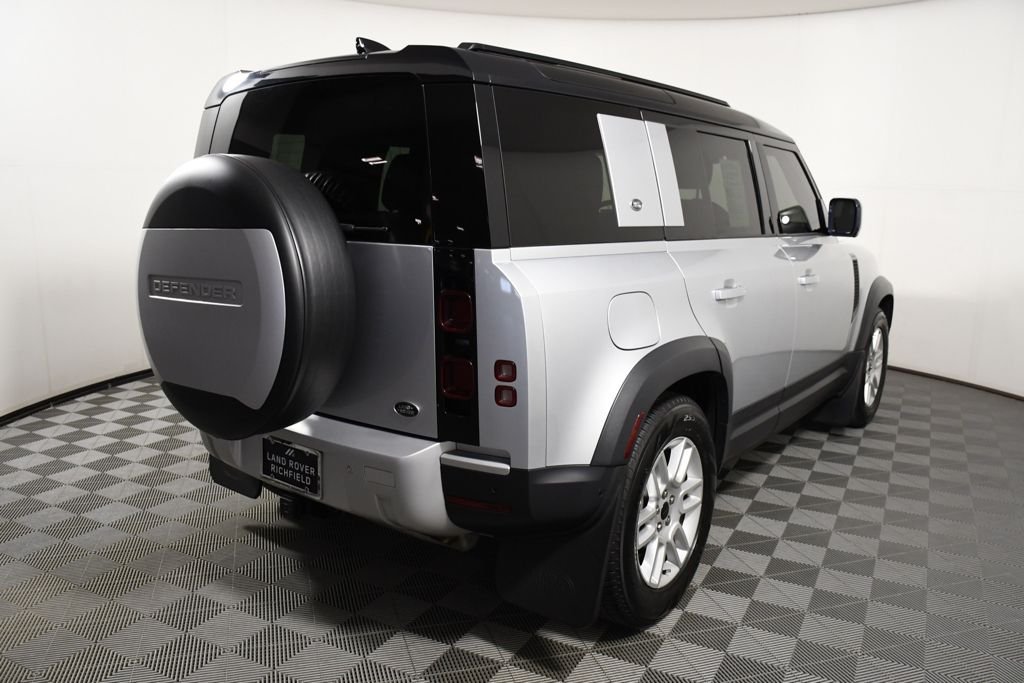 Used 2020 Indus Silver Metallic Land Rover First Edition image 6