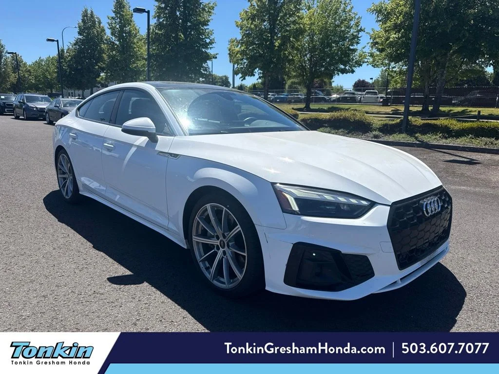 Used 2025 Arkona White Audi 45 S line Premium image 1