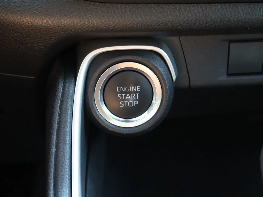 Used 2025 Silver Toyota XLE image 32