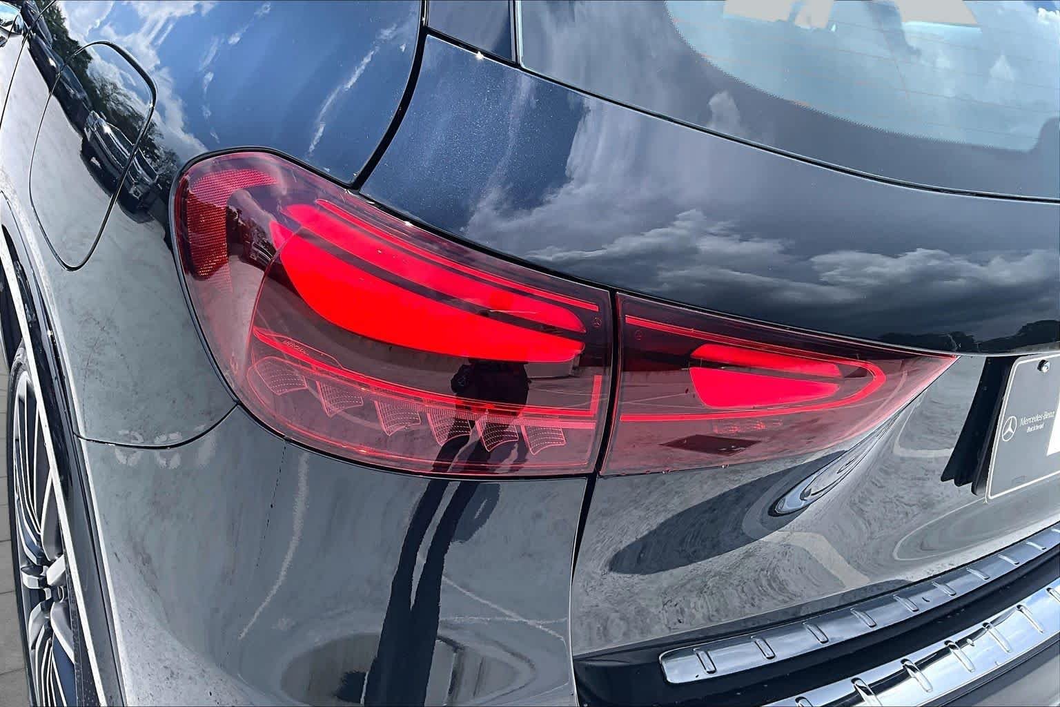 Used 2026 Cosmos Black Metallic Mercedes-Benz AMG® GLA 35 image 28