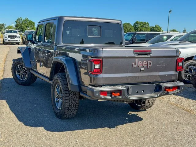 New 2026 Granite Crystal Metallic Clear-Coat Exterior Paint Jeep Mojave X image 11