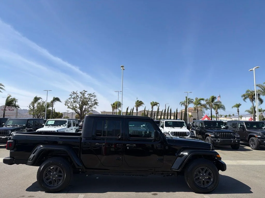 Used 2024 Black Jeep Sport image 9