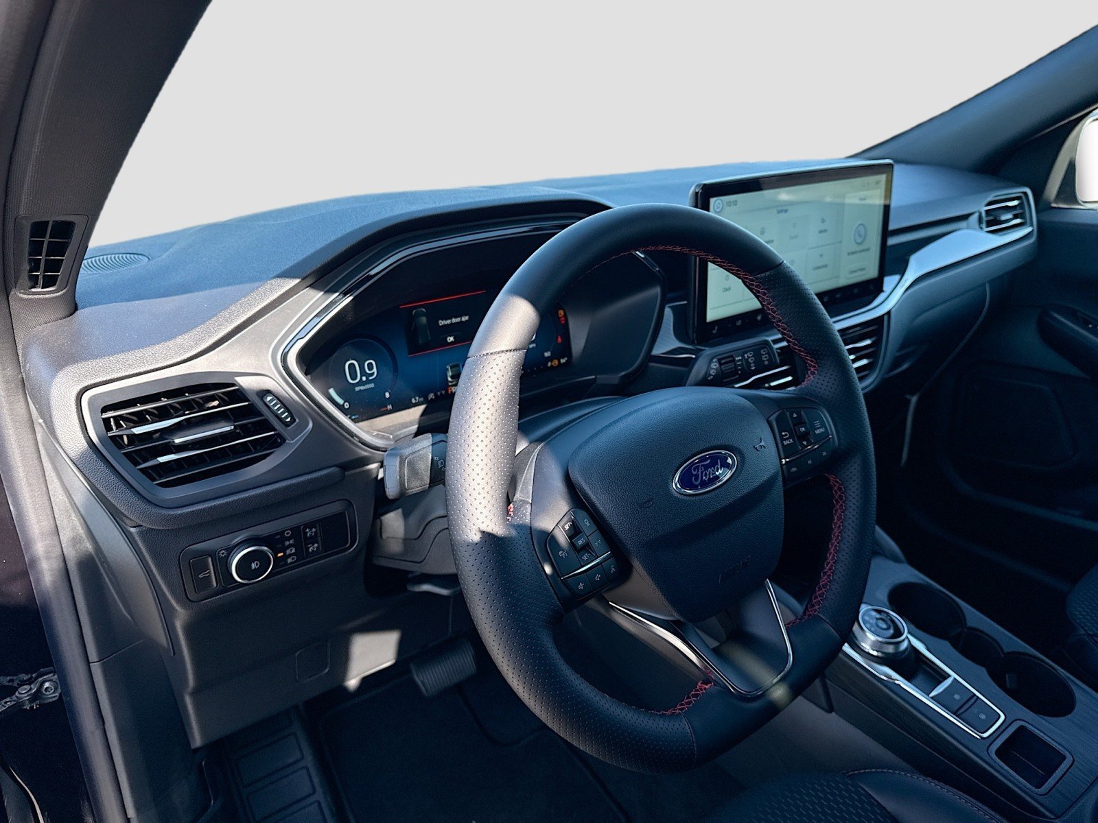 2025 Ford Escape ST-Line Elite - Photo 9