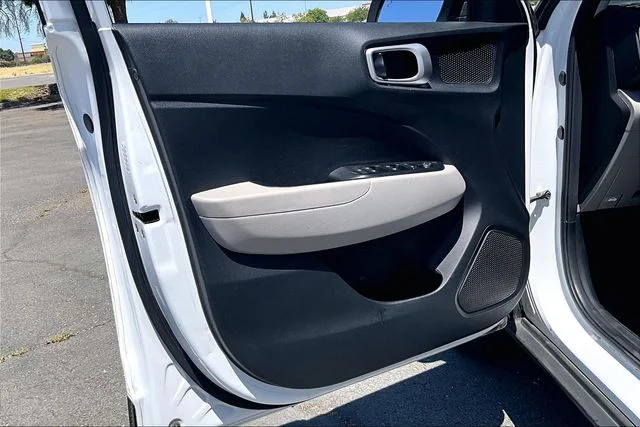 Used 2023 Ceramic White Hyundai SEL image 23