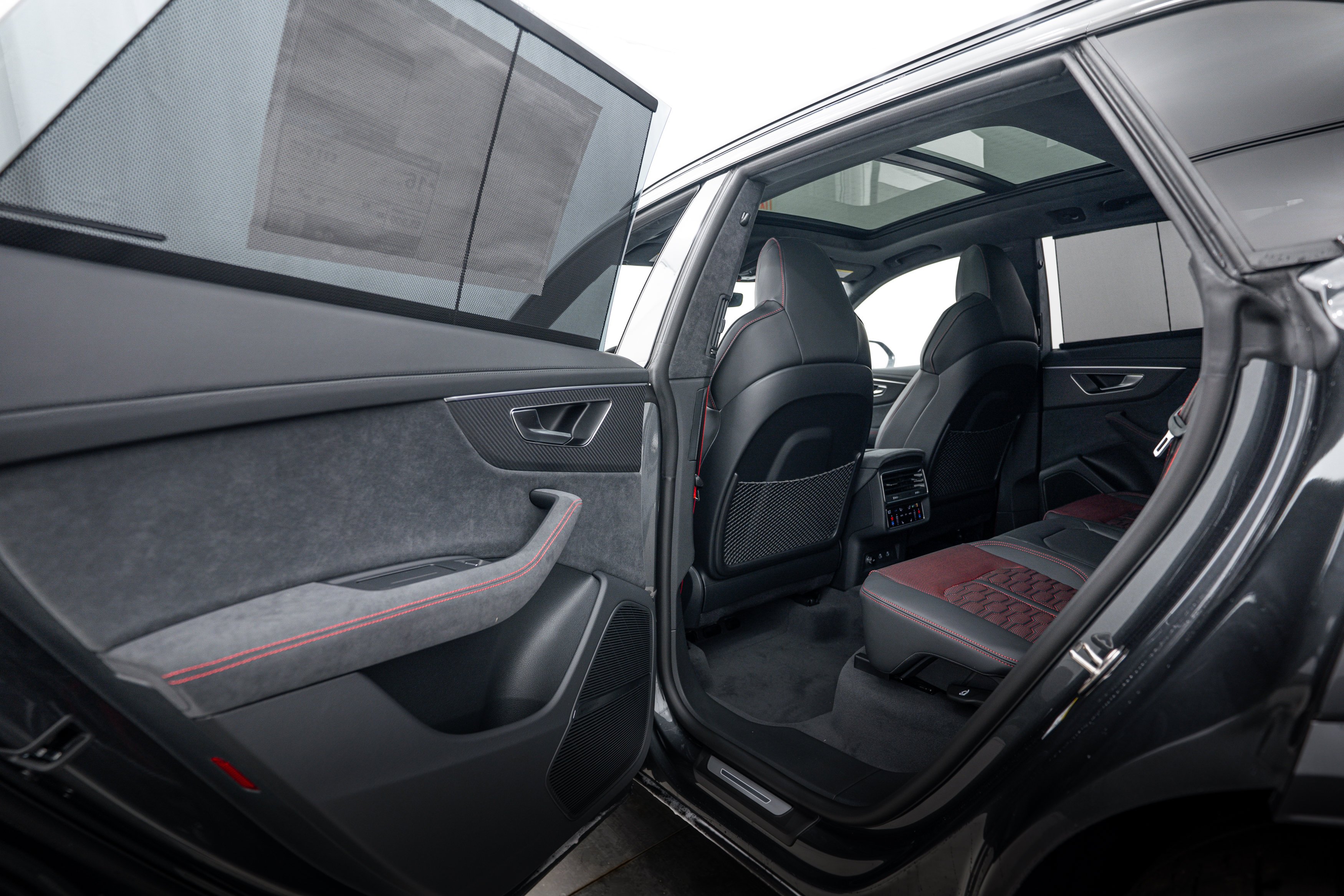 New 2026 Daytona Gray Audi performance image 20