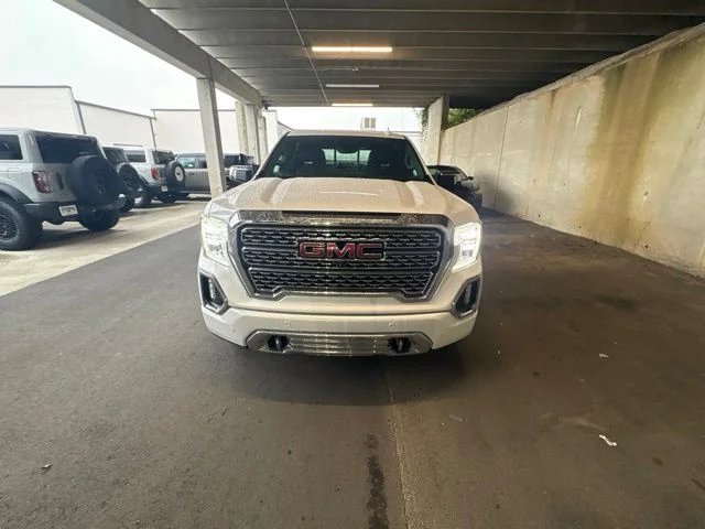 Used 2019 White GMC Denali image 8
