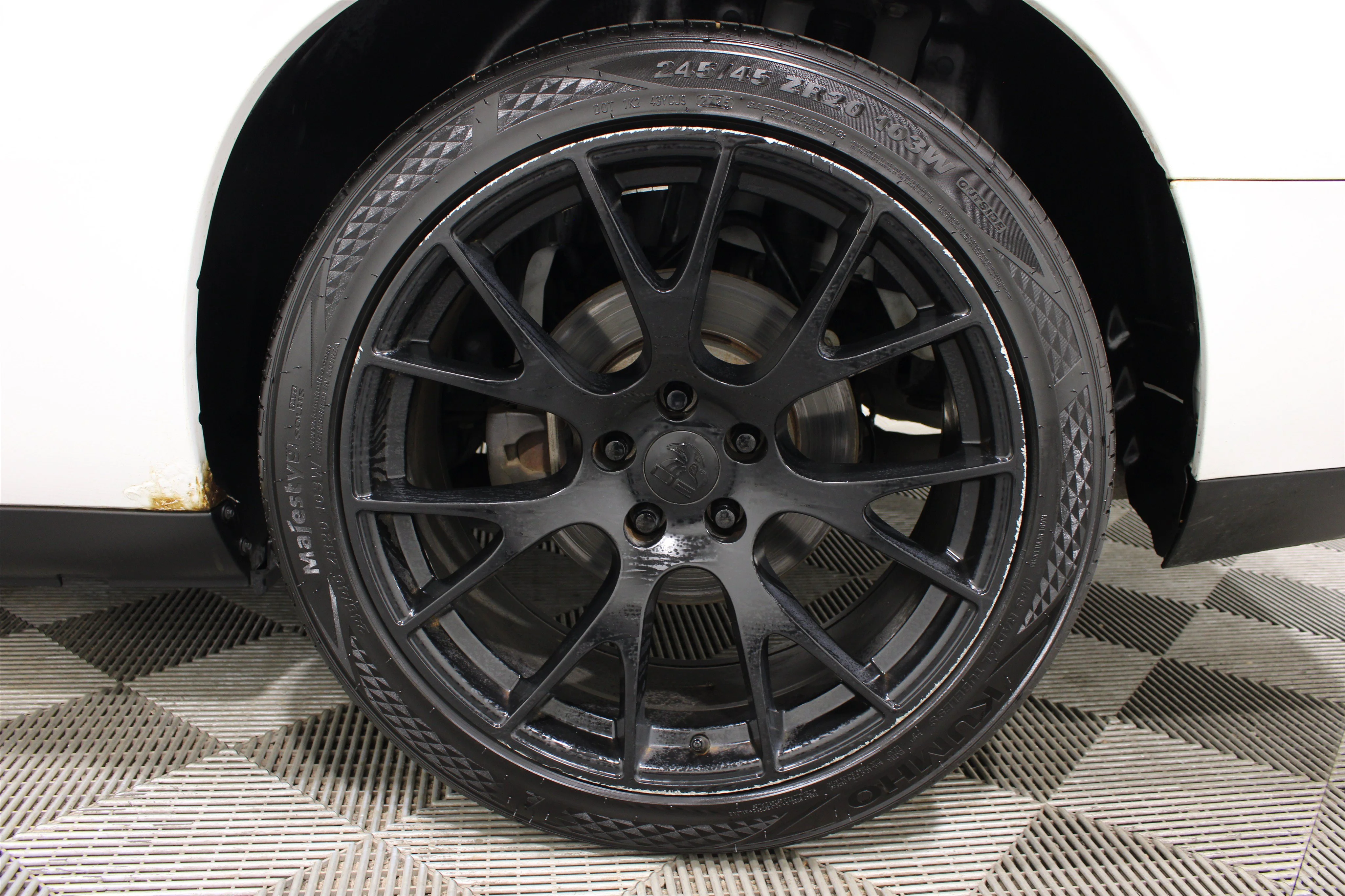 2014 Dodge Challenger SXT - Photo 28