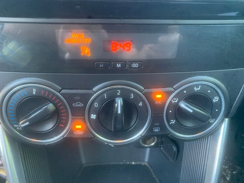 Used 2013 Sky Blue Mica Mazda Touring image 18