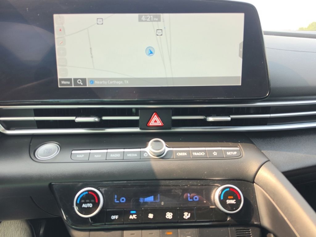 Used 2024 Gray Hyundai SEL image 8