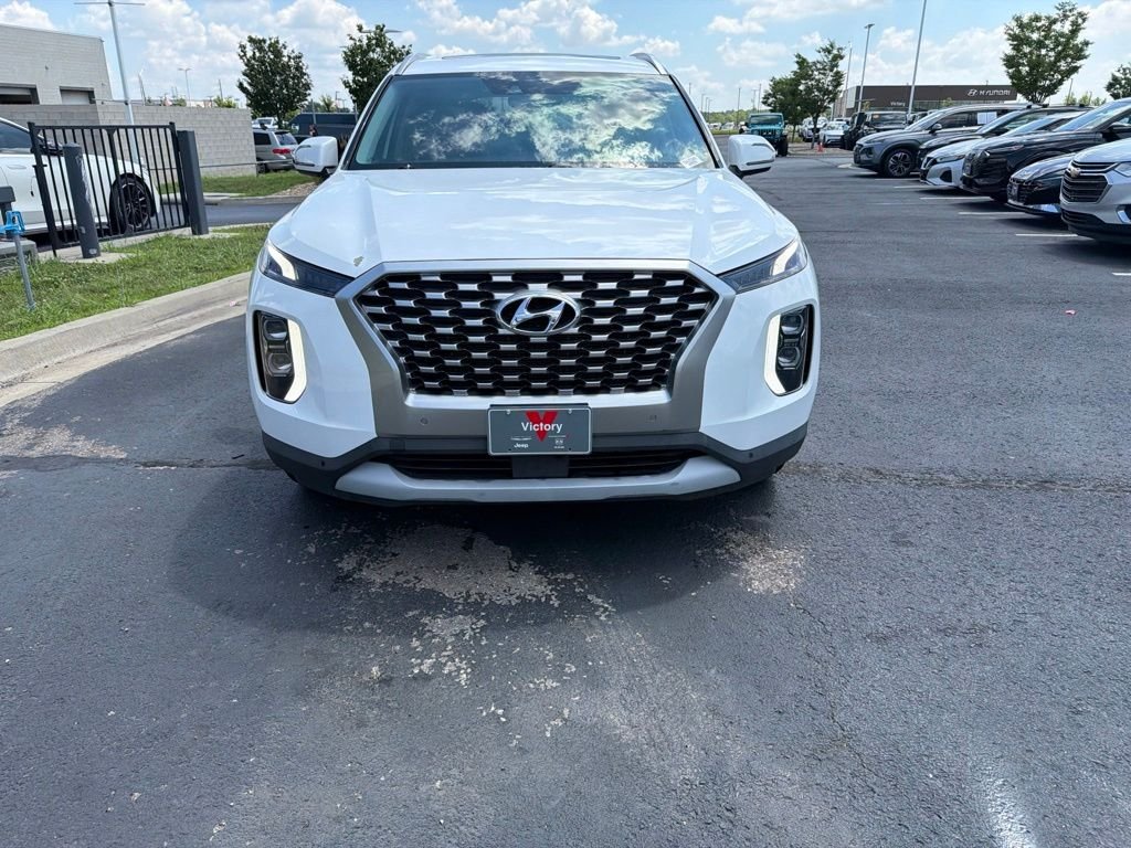Used 2022 White Hyundai SEL image 2