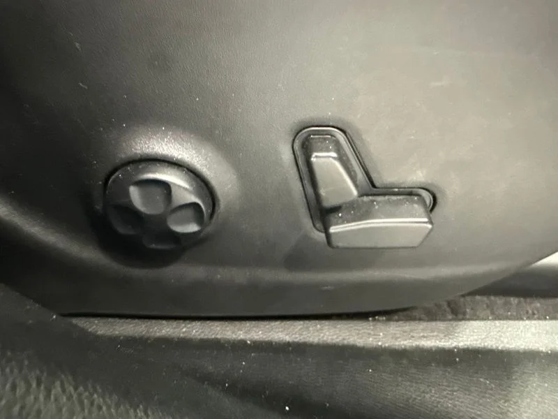 Used 2019 Black Jeep Limited image 14
