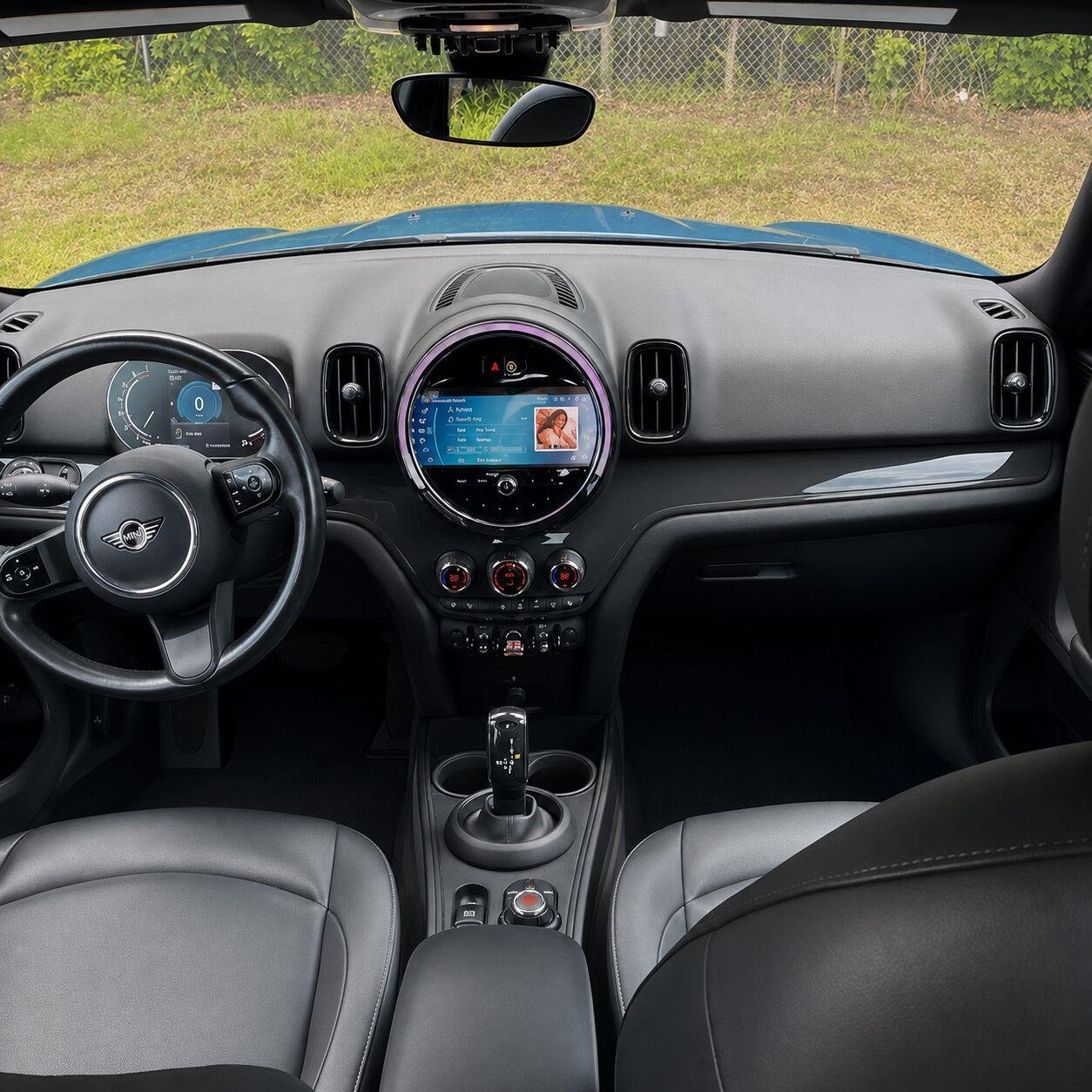 Used 2022 Island Blue Metallic MINI Oxford Edition image 9