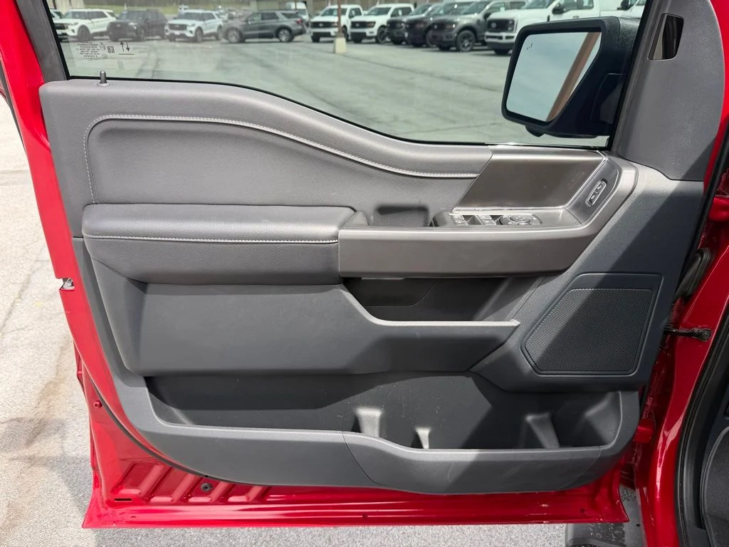 Used 2024 Rapid Red Metallic Tinted Clearcoat Ford XLT image 13