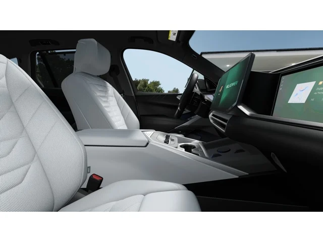 New 2027 Space Silver Metallic BMW  image 9