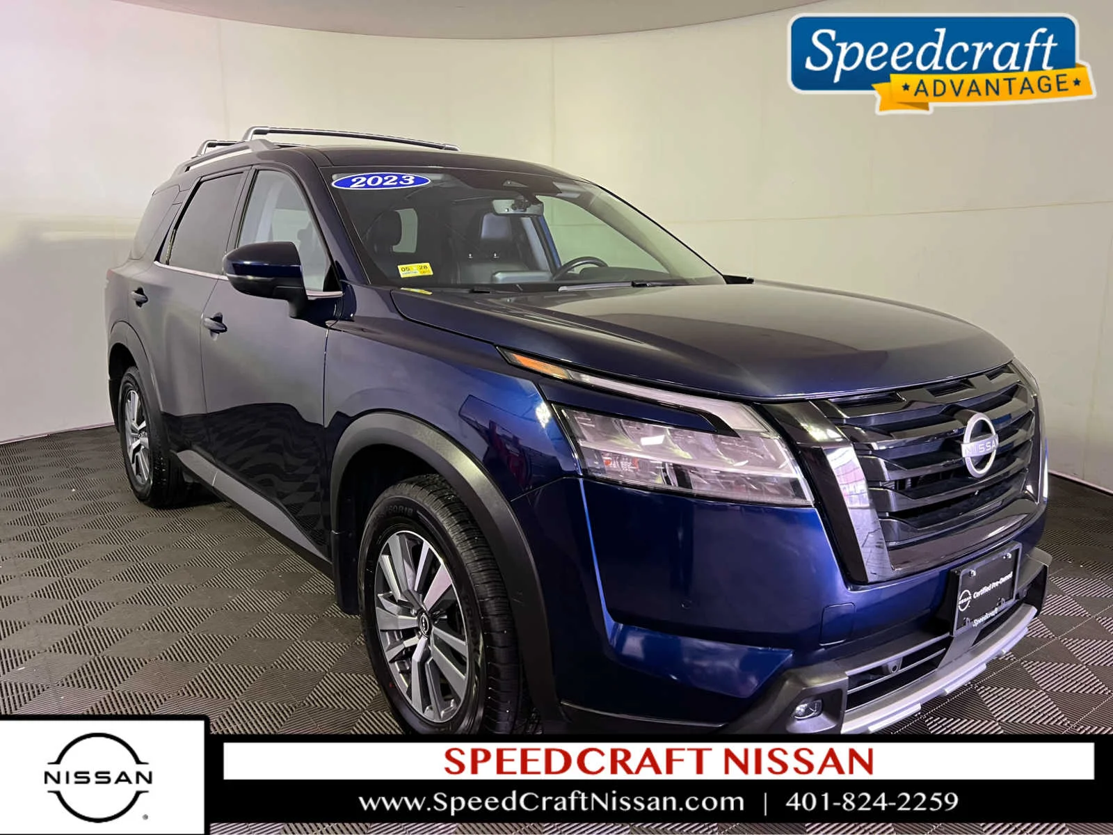 2023 Nissan Pathfinder SL 4WD's photo