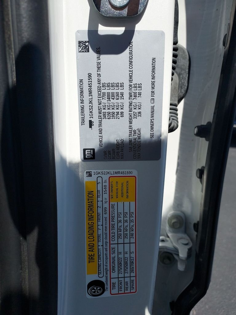 Used 2021 White GMC Denali image 25