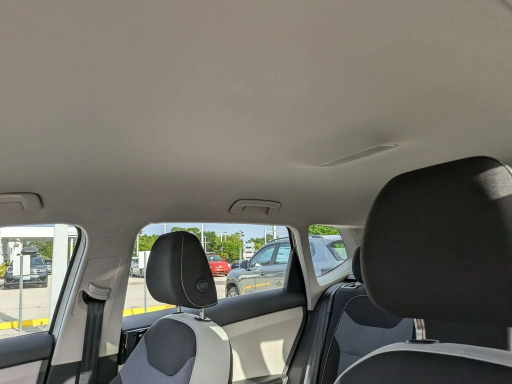 New 2026 White Volkswagen 1.5T S image 18