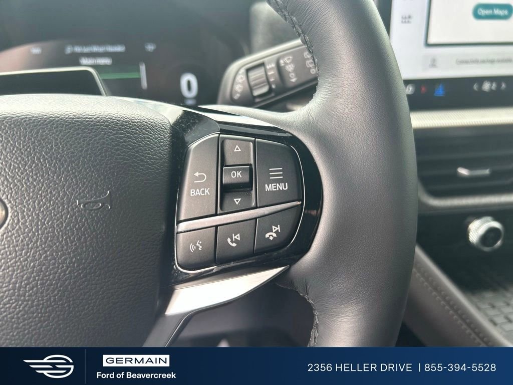 Used 2025 White Metallic Ford Platinum image 22