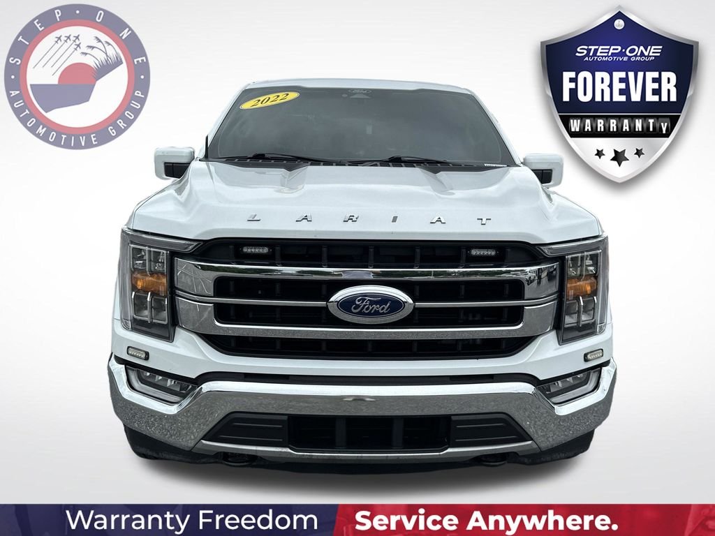 Used 2022 White Ford Lariat image 10