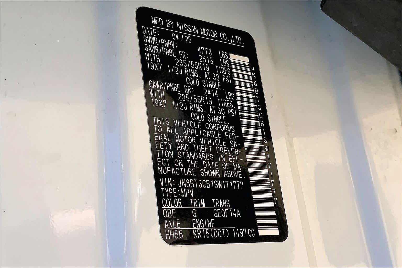 Used 2025 Everest White Pearl Nissan SL image 33