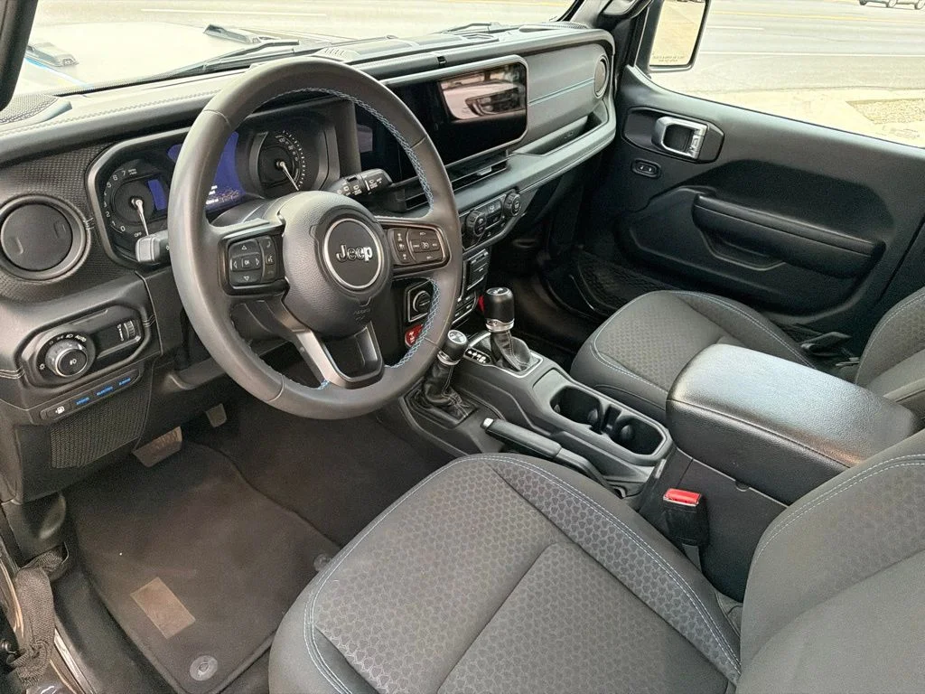 Used 2024 Gray Jeep Rubicon 4xe image 19