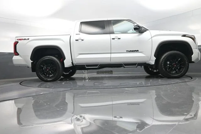 Used 2024  Toyota  image 38
