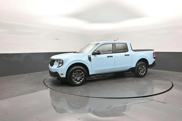 New 2026 Light Blue Ford XLT image 4