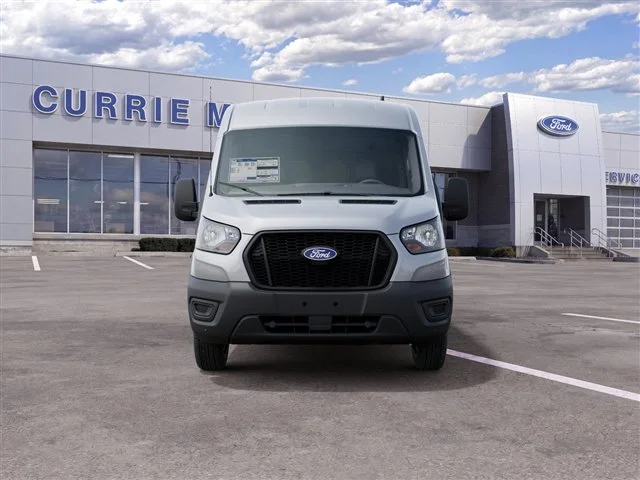 New 2027 Silver Metallic Ford Base image 3