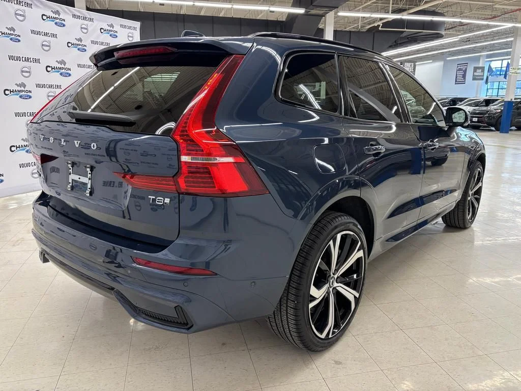 2025 Volvo XC60 Ultra - Photo 8