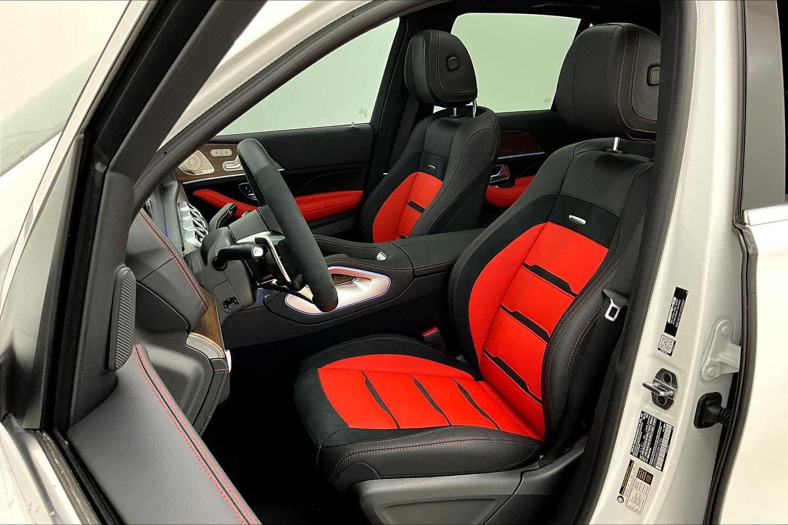 2025 Mercedes-Benz GLE AMG GLE 53 - Photo 8